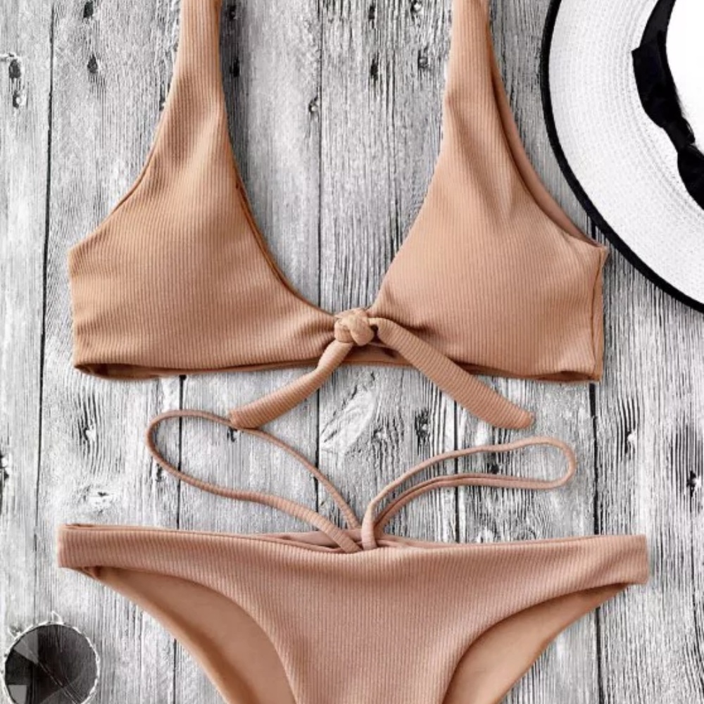 Zaful Knotted Textured Scoop Bikini Set (M)
